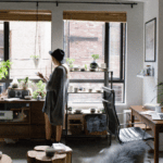 Comment transformer votre intérieur en un espace de vie chaleureux avec l’aide d’un décorateur ?